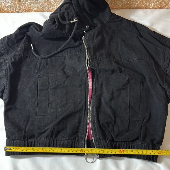 Forever 21 Cropped Jacket Hooded Lined Coat Drawstring Suede Black Size Small - Picture 16 of 16